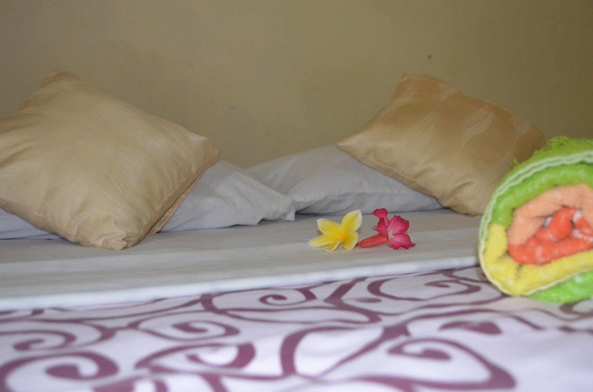 Belong Bunter Homestay อูลูวาตู ภายนอก รูปภาพ
