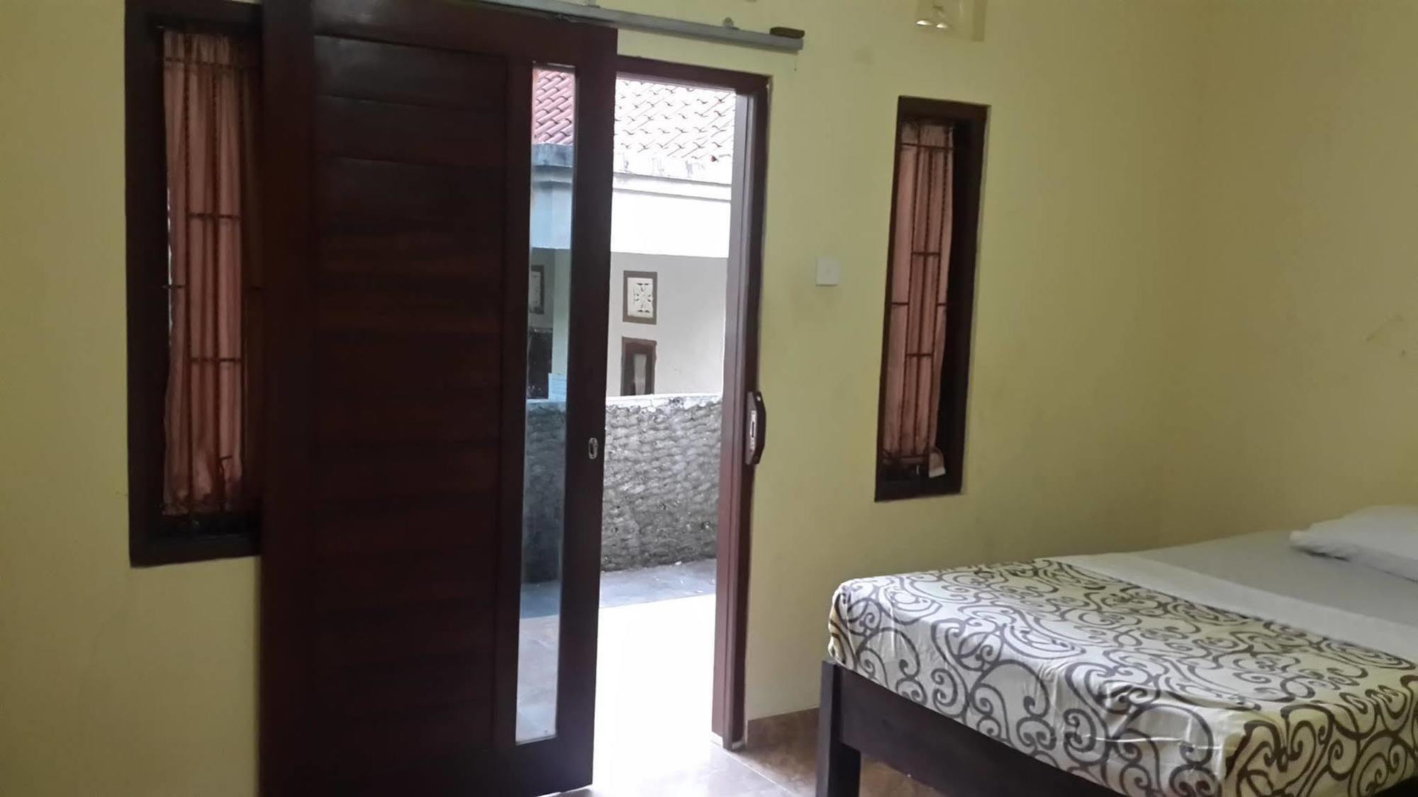 Belong Bunter Homestay อูลูวาตู ภายนอก รูปภาพ